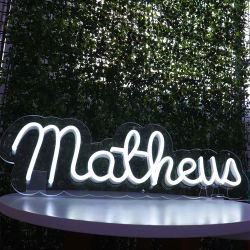 Letreiro Neon de LED Personalizada - Nome, frase ou palavra com 7 Letras - Branco