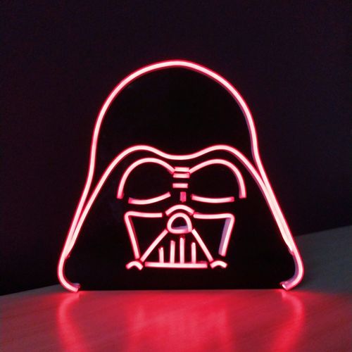 Placa Luminária de Neon LED - Darth Vader - Vermelho - Tam: P
