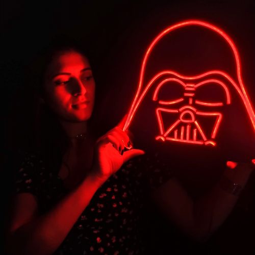 Placa Luminária de Neon LED - Darth Vader - Vermelho - Tam: P