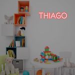 placa-neon-led-vermelho-nome-com-6-letras-estilizado