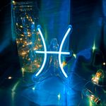Letreiro-Luminoso-do-signo-de-Peixes-cor-azul-gelo-acrilico-6mm