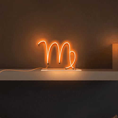 Luminoso em Neon LED Laranja - Virgem - Acrílico 6mm